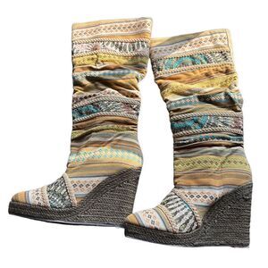 Michael Antonio multicolor tapestry wedge boot size 9.5
